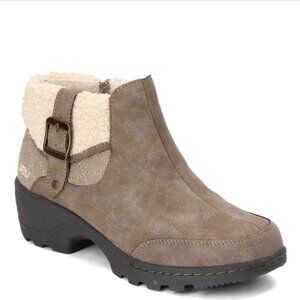 Jambu JBU Haven Water Resistant Ankle Boot Women's Size 8.5 Taupe Bootie NEW NWT